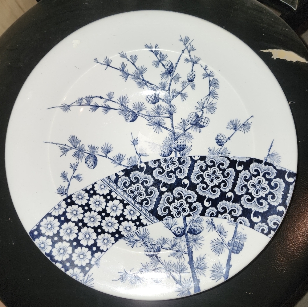 Royal Worcester Aesthetic Pinecone Bowl - Antique Blue White Set of 2